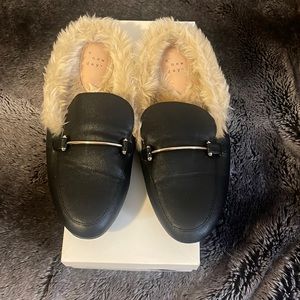 Target A New Day Faux Fur Lined Black Rebe Mules - Women’s Size 7 ½